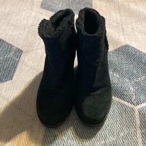 Cole Haan//Size 8//LIKE NEW Women's Black Ankle Boots